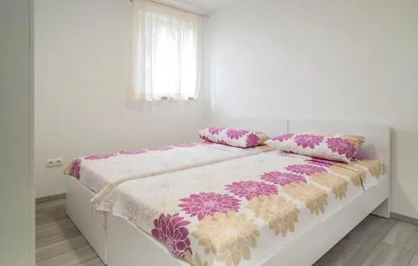 Nino Prázdninový dům